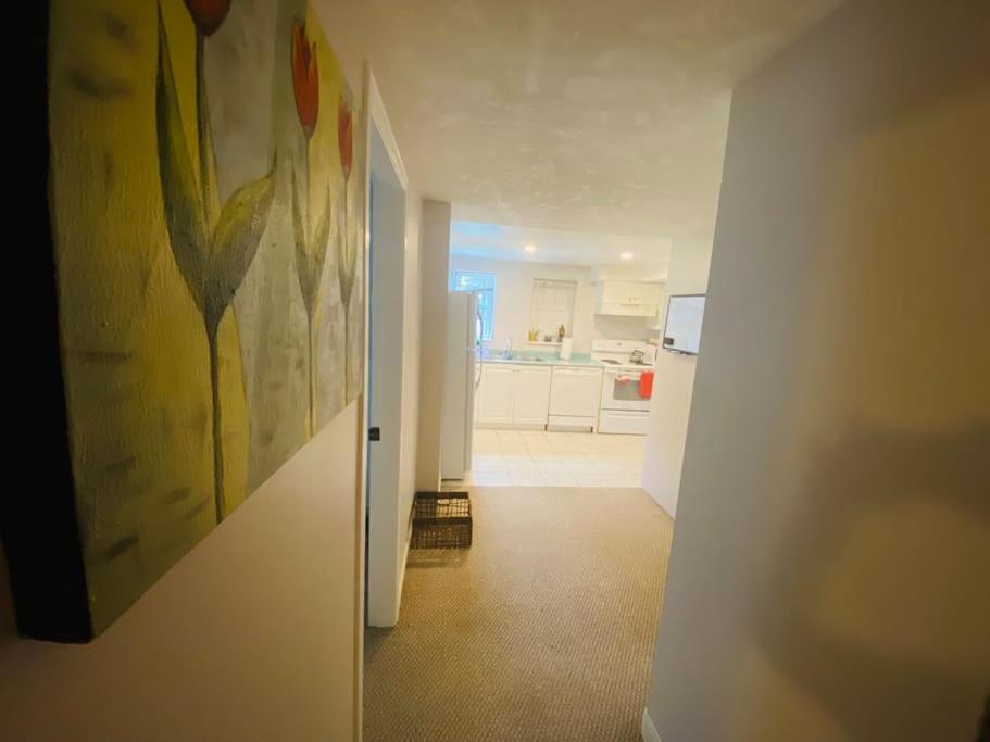 Artistic Apartment Near Downtown Victoria Exteriör bild